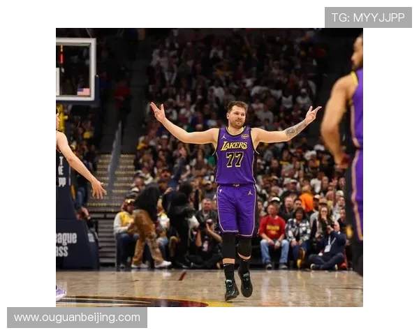 原创湖人消息：东契奇再当爹，保罗有望加盟，战猛龙出场更新